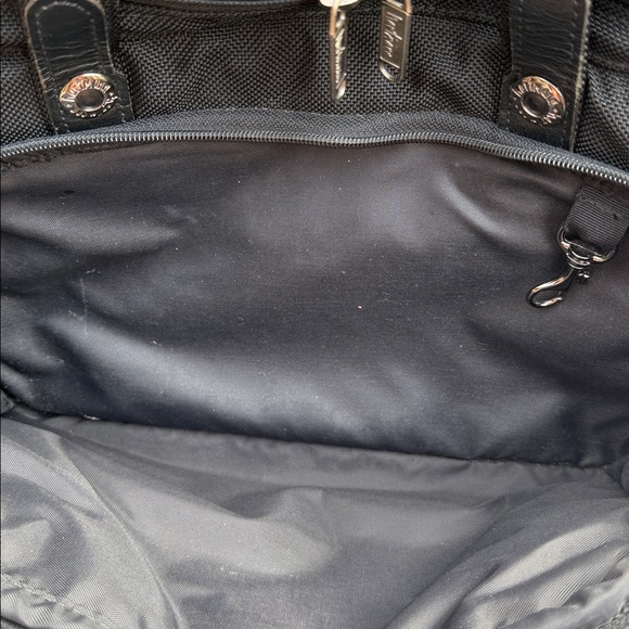 HARTMANN SMALL CARRY ON COSMETIC, TOILETRY BAG BLACK NILON WITH STRAP - Picture 8 of 14